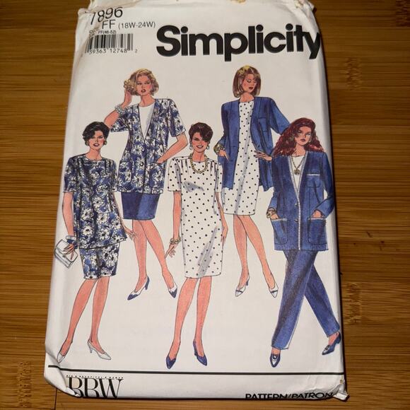Vintage 1992 Simplicity Womens pattern 7896 Size 18W-24W  uncut - Picture 1 of 5